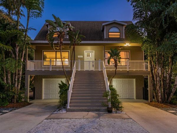 758 CLAUDIA, PALM HARBOR, FL 34683