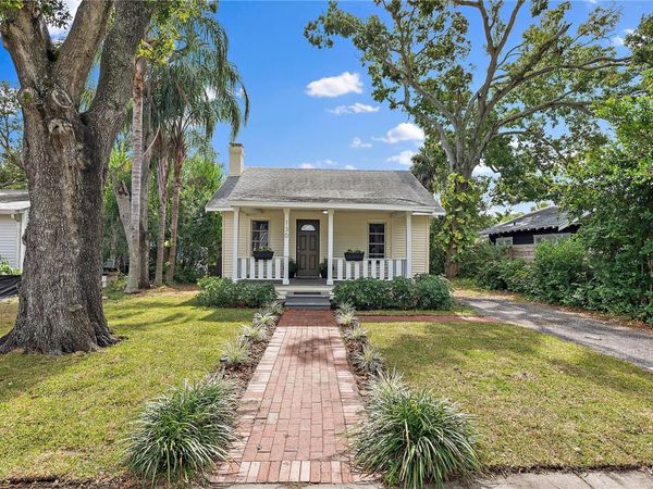 130 17TH AVENUE N, ST PETERSBURG, FL 33704