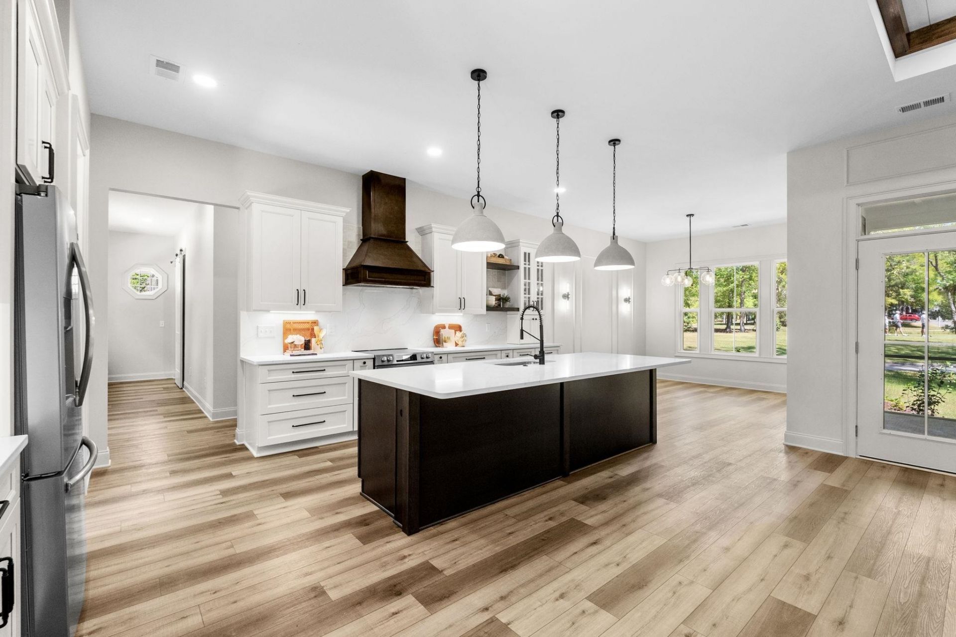 1309 Spinnaker Dr. Photo 12