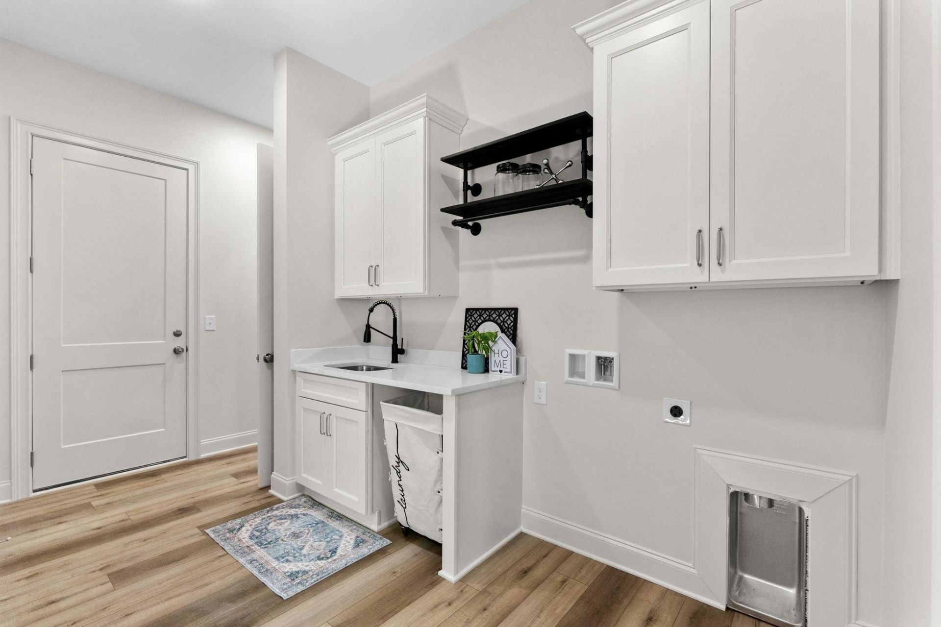 1309 Spinnaker Dr. Photo 35