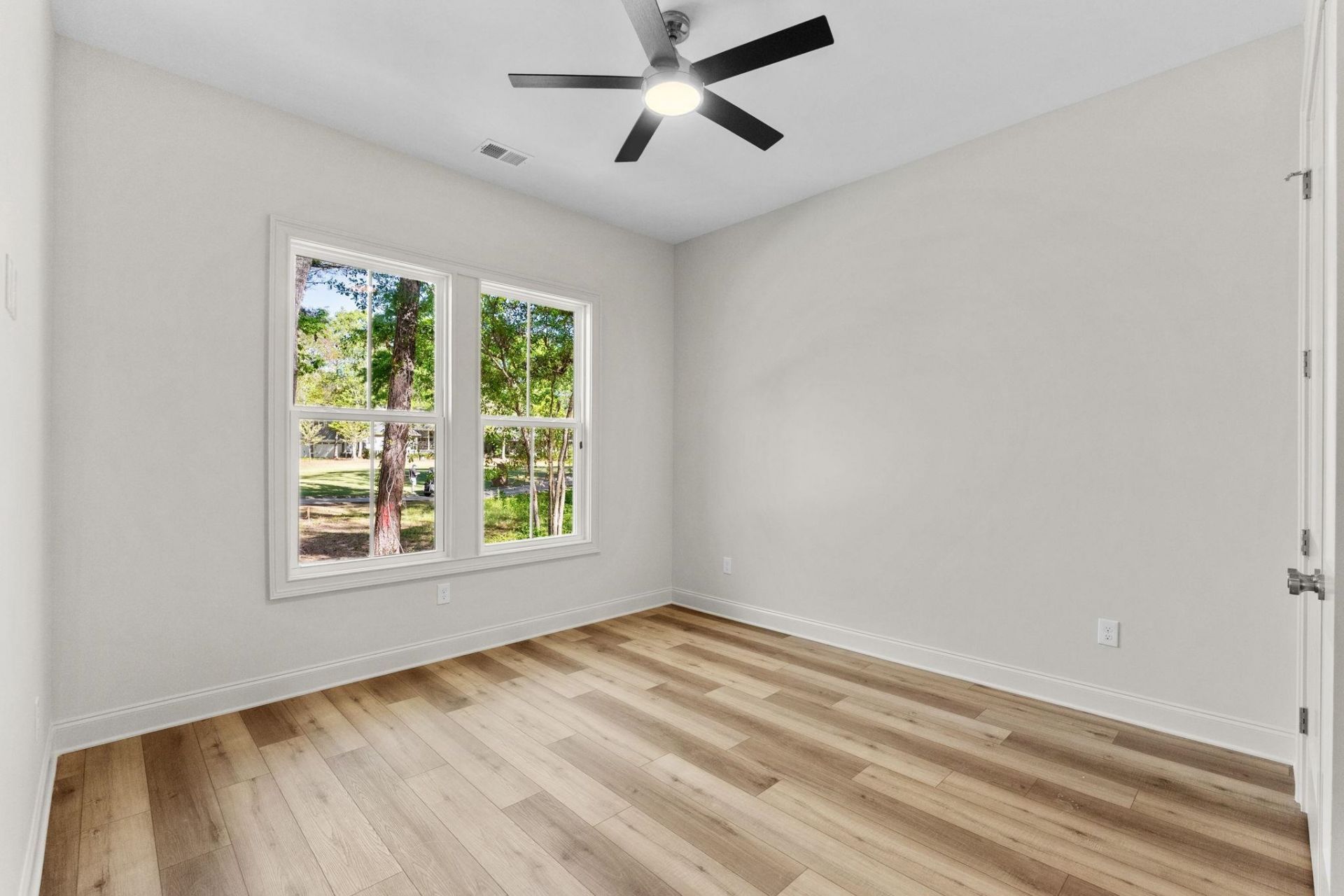 1309 Spinnaker Dr. Photo 38