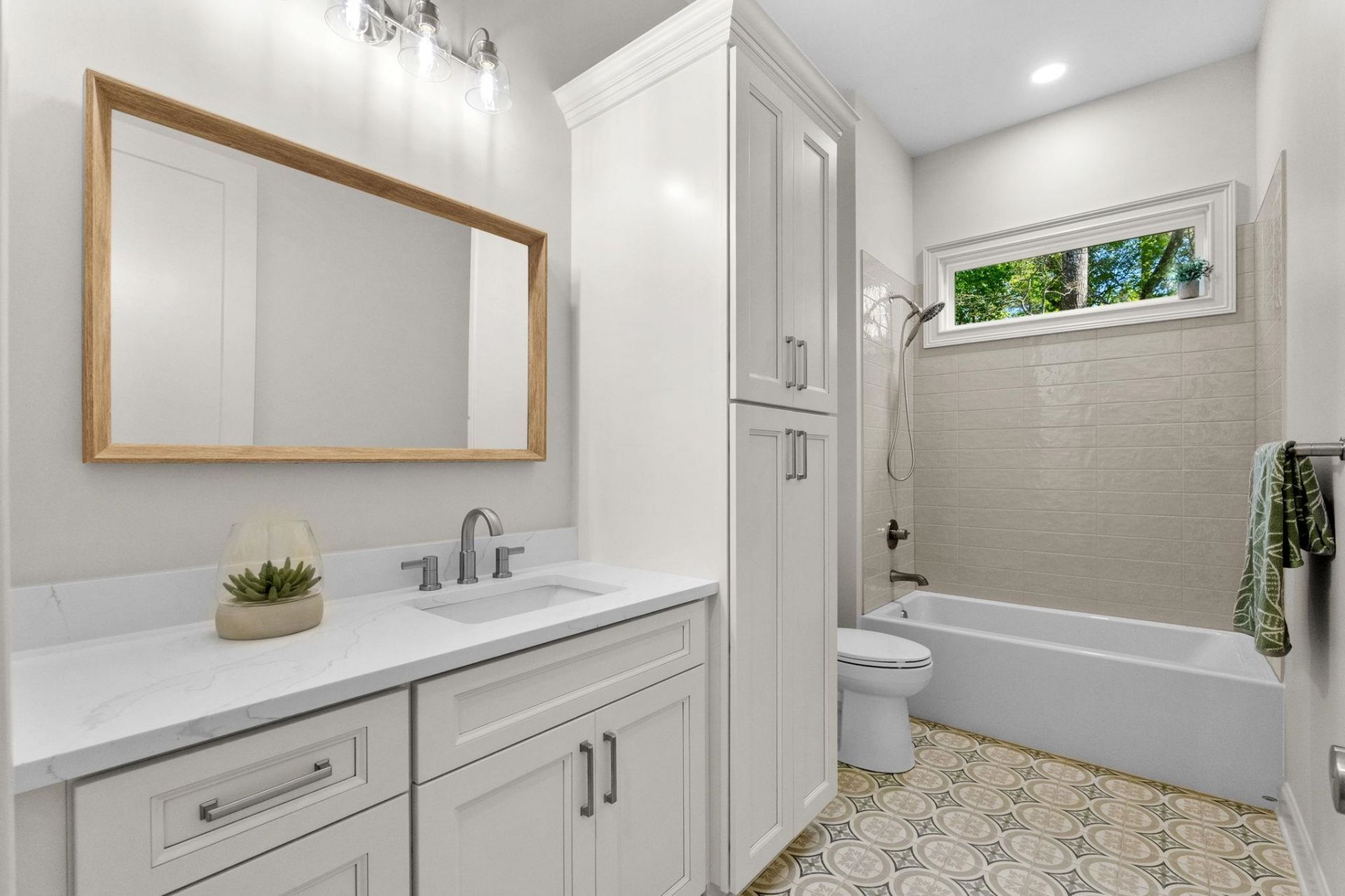 1309 Spinnaker Dr. Photo 40