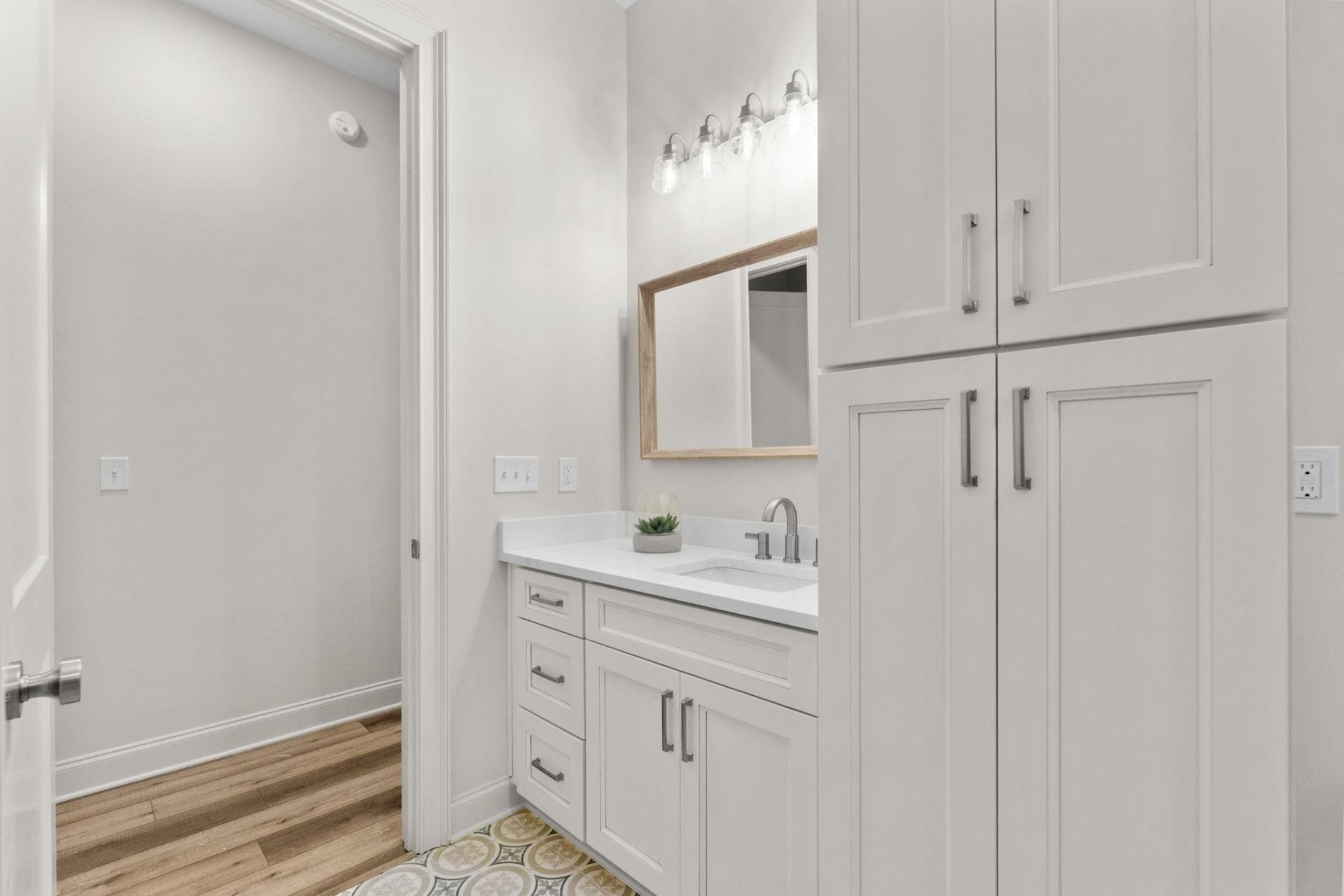 1309 Spinnaker Dr. Photo 42