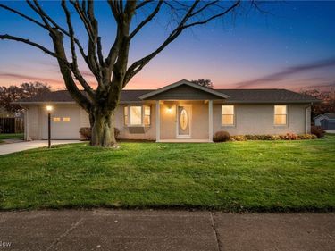 557 Ladyne Avenue NW, Bolivar, OH 44612