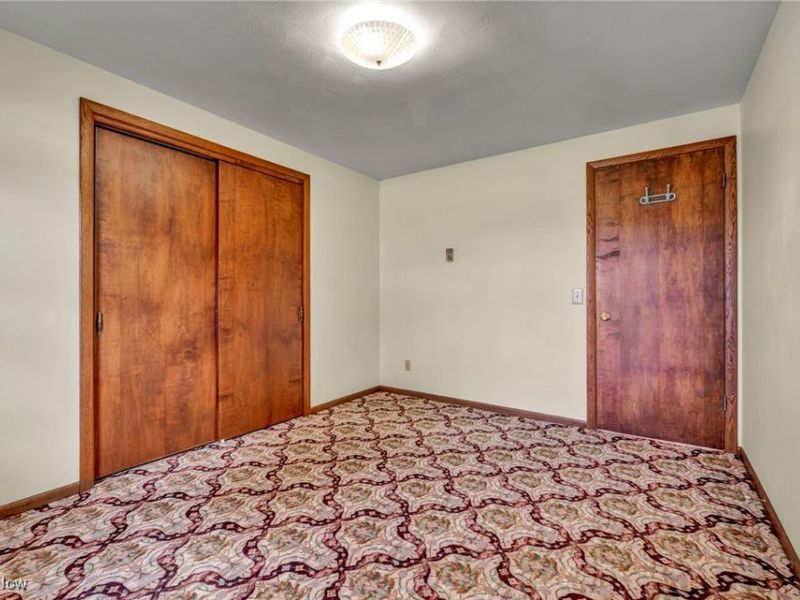 557 Ladyne Avenue NW, Bolivar, OH 44612 Photo 19