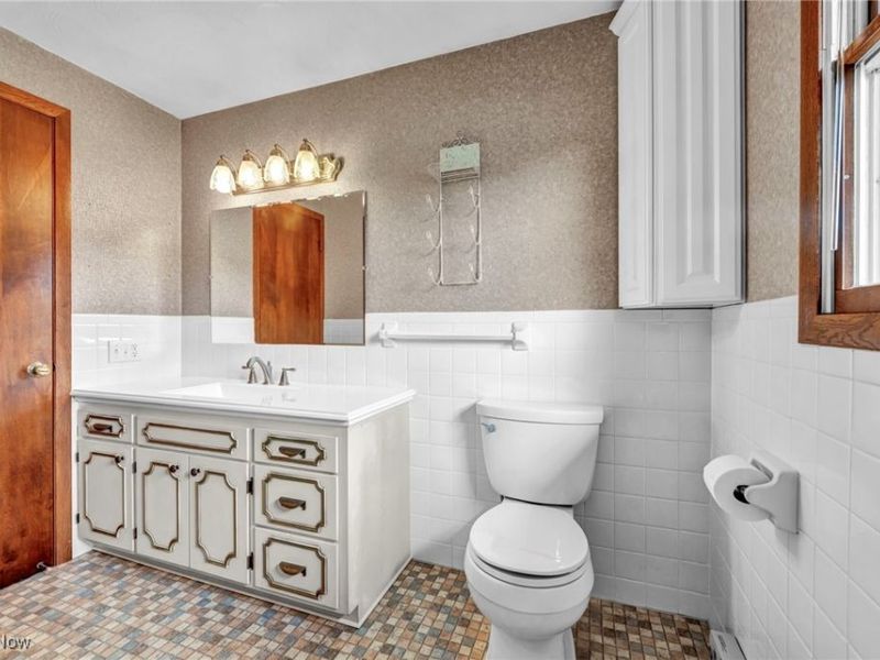 557 Ladyne Avenue NW, Bolivar, OH 44612 Photo 25