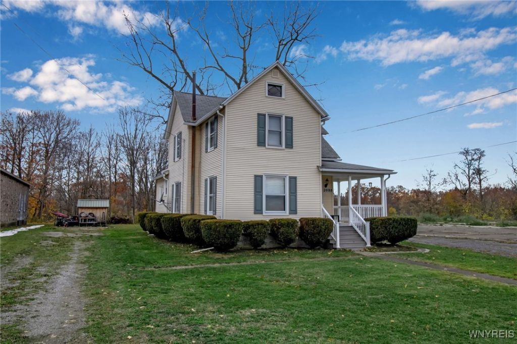 2088 Lockport Olcott Road W, Burt, NY 14028 Main Photo
