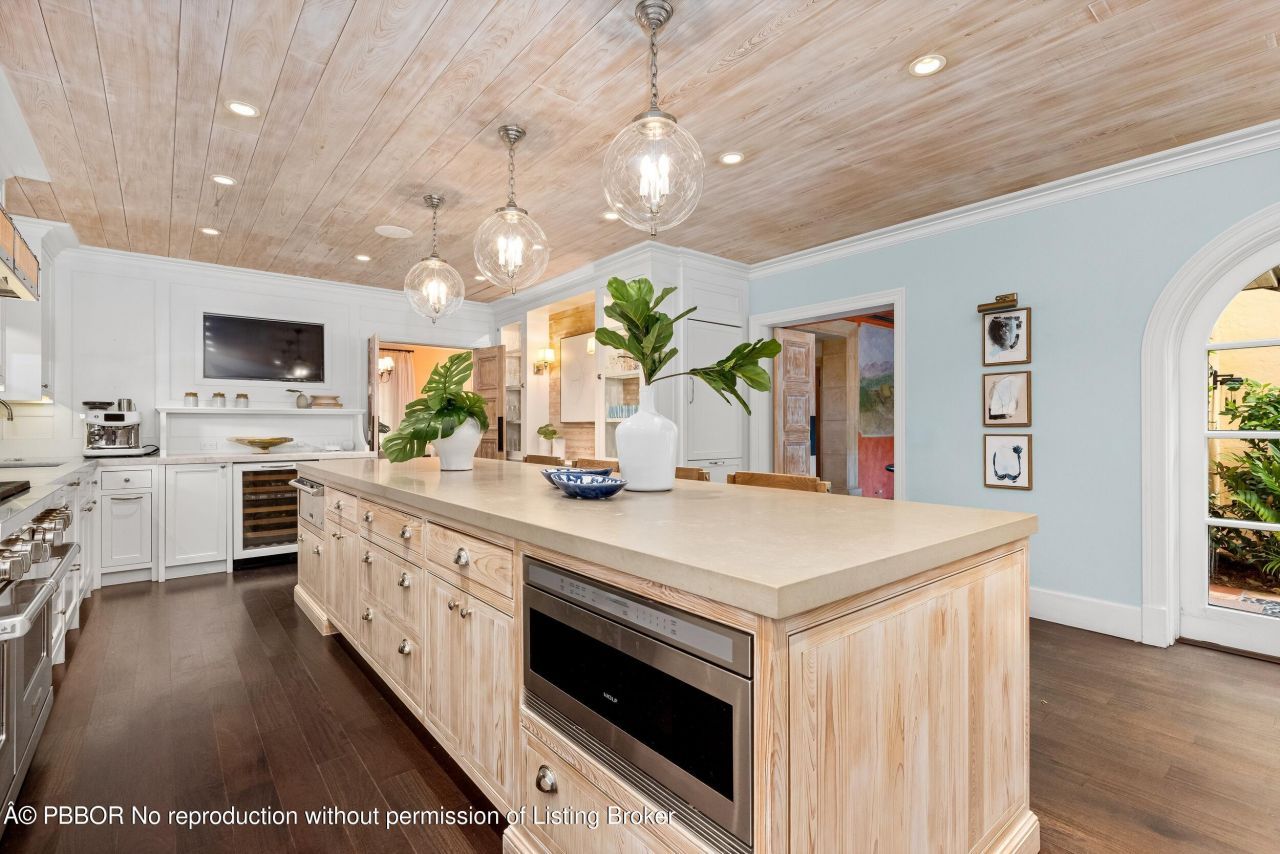 124 Brazilian Avenue, Palm Beach, FL 33480 Photo