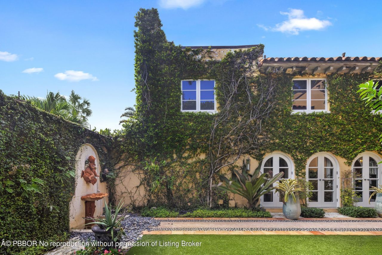 124 Brazilian Avenue, Palm Beach, FL 33480 Photo