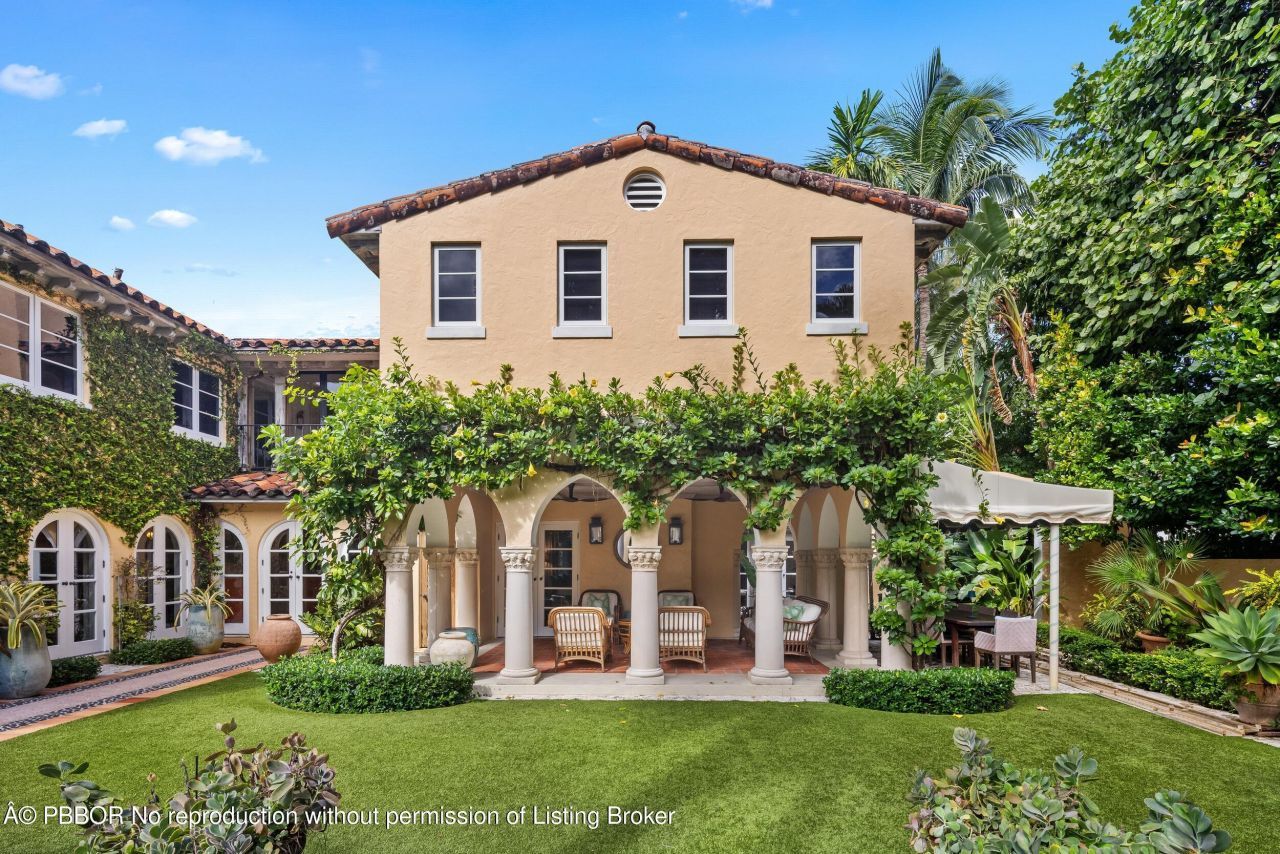 124 Brazilian Avenue, Palm Beach, FL 33480 Photo