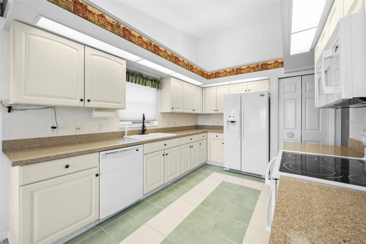 11231 Sun Tree Road, Hudson, FL 34667 Photo