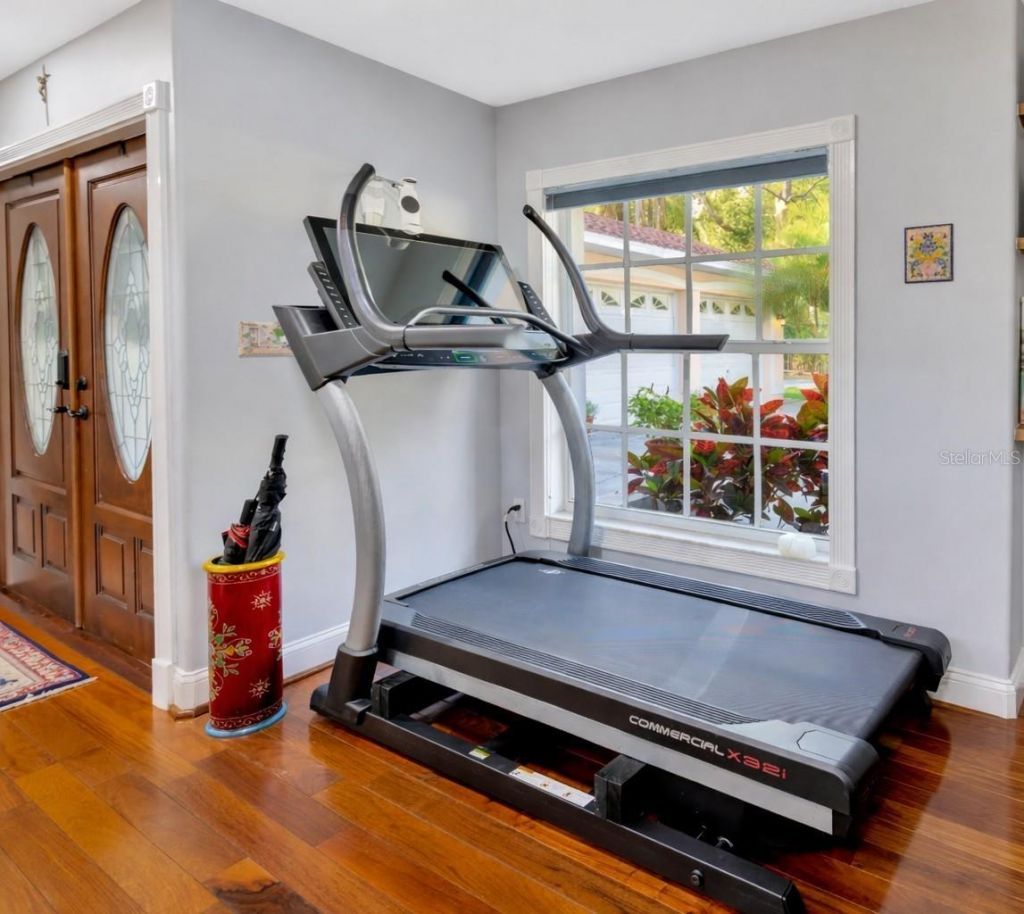 7201 Hodgewood Court, Tampa, FL 33614 Photo