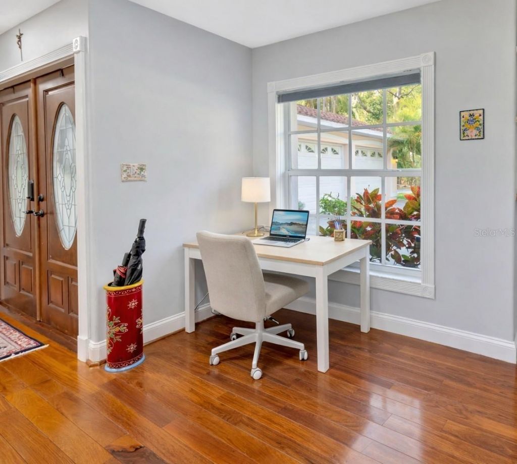 7201 Hodgewood Court, Tampa, FL 33614 Photo