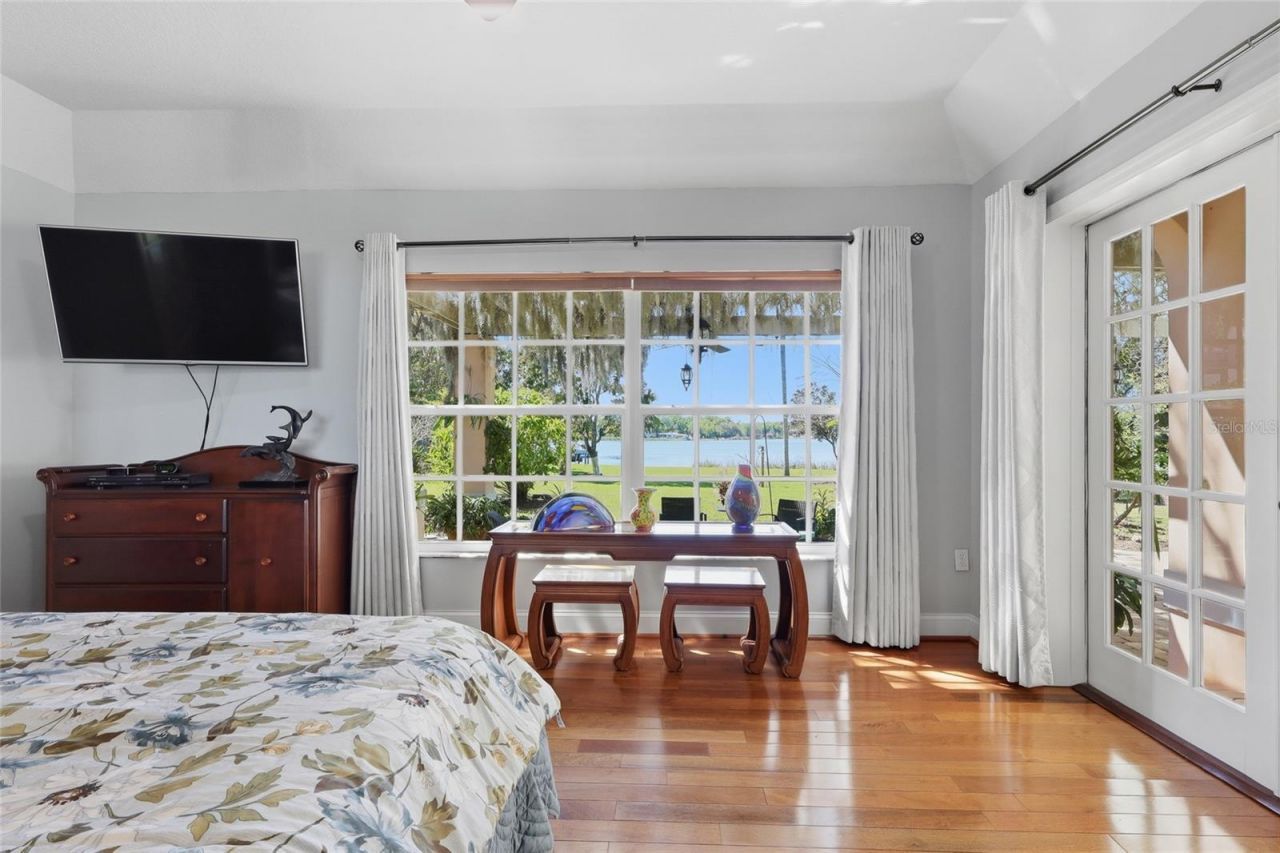 7201 Hodgewood Court, Tampa, FL 33614 Photo