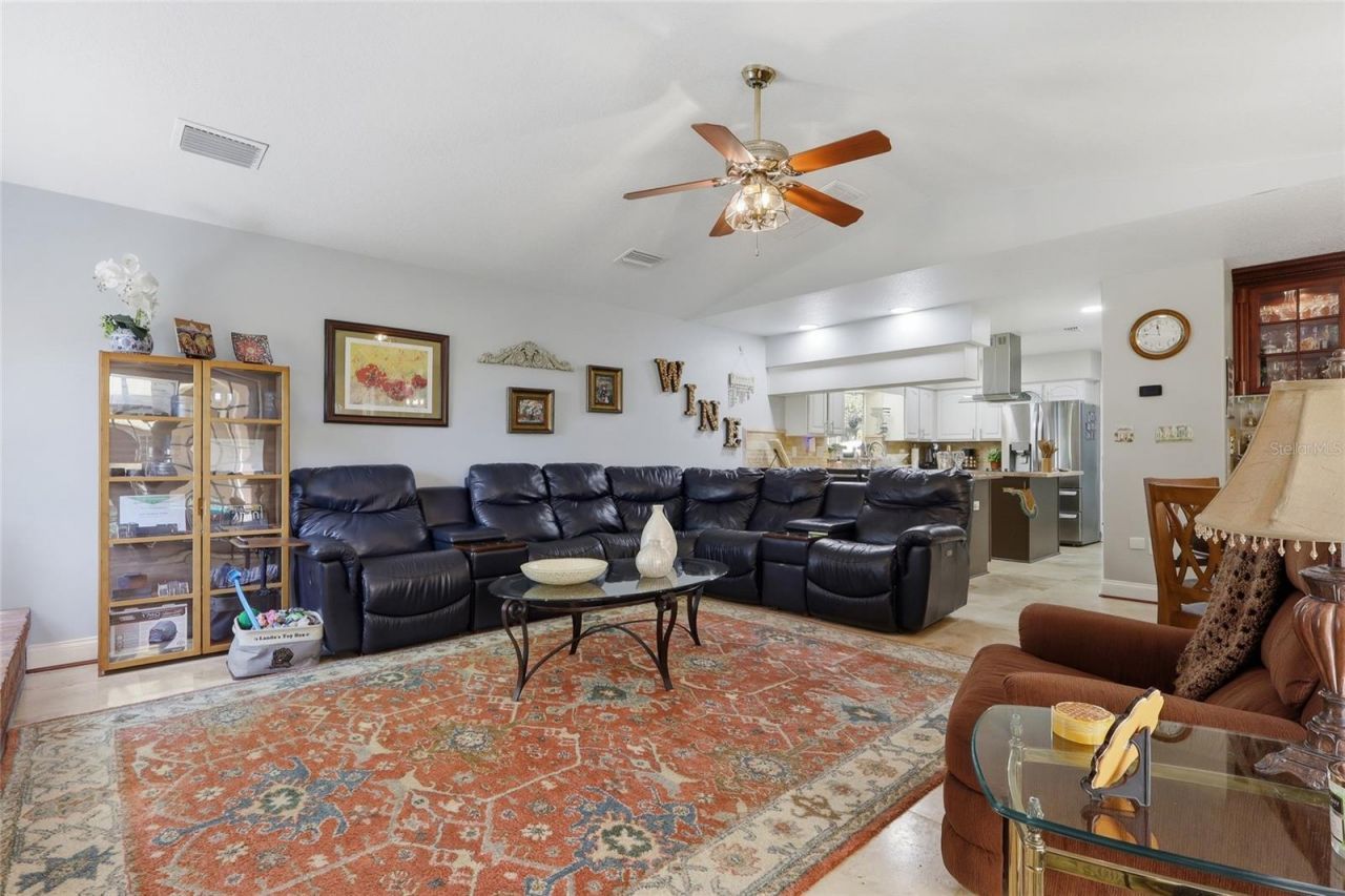 7201 Hodgewood Court, Tampa, FL 33614 Photo