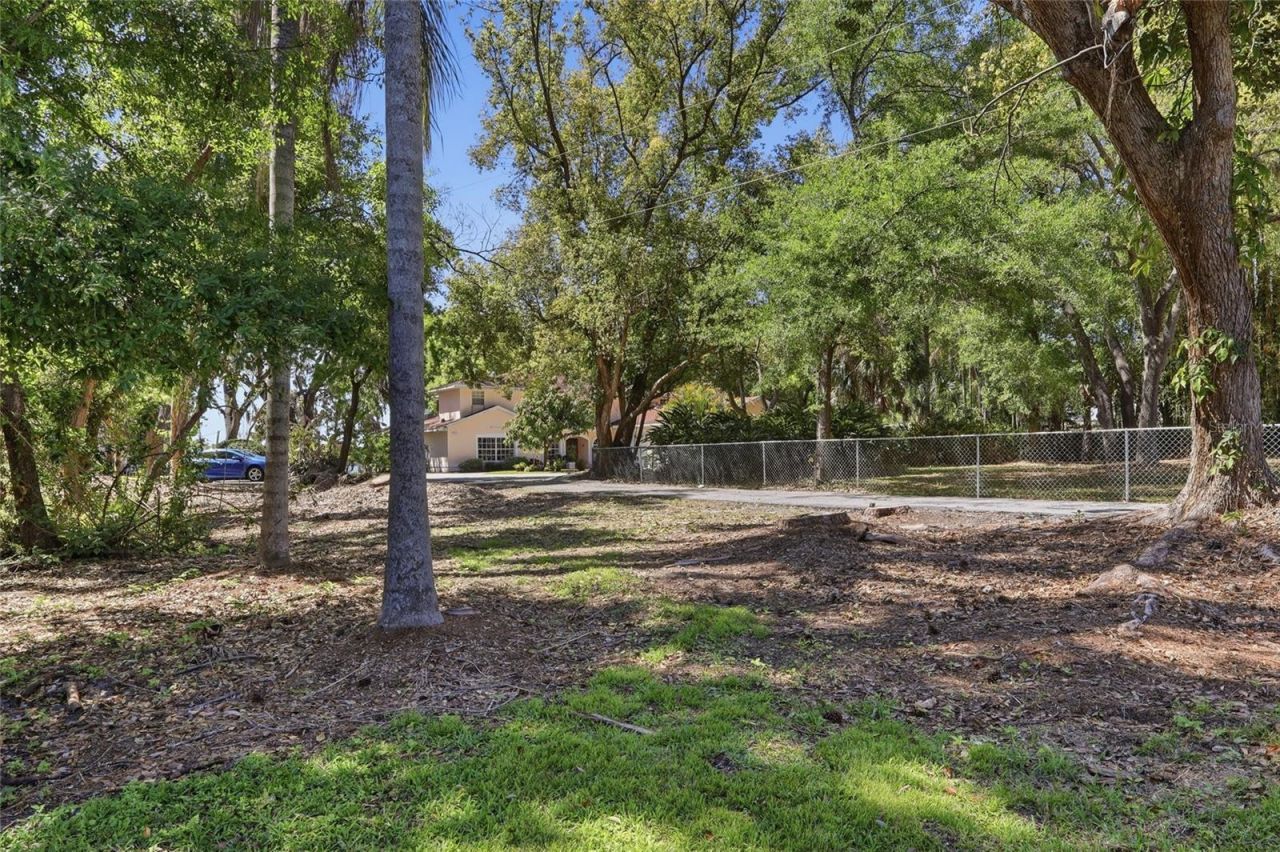 7201 Hodgewood Court, Tampa, FL 33614 Photo