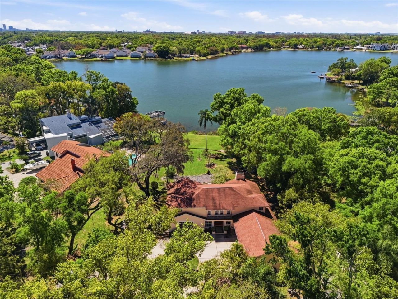 7201 Hodgewood Court, Tampa, FL 33614 Photo