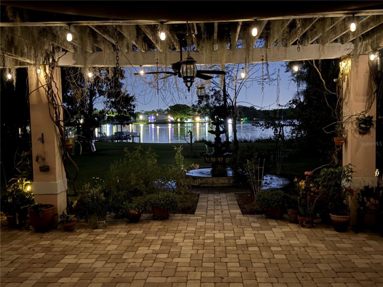 7201 Hodgewood Court, Tampa, FL 33614 Photo