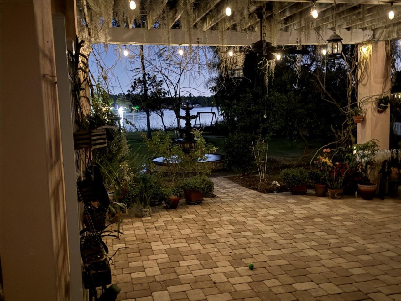 7201 Hodgewood Court, Tampa, FL 33614 Photo