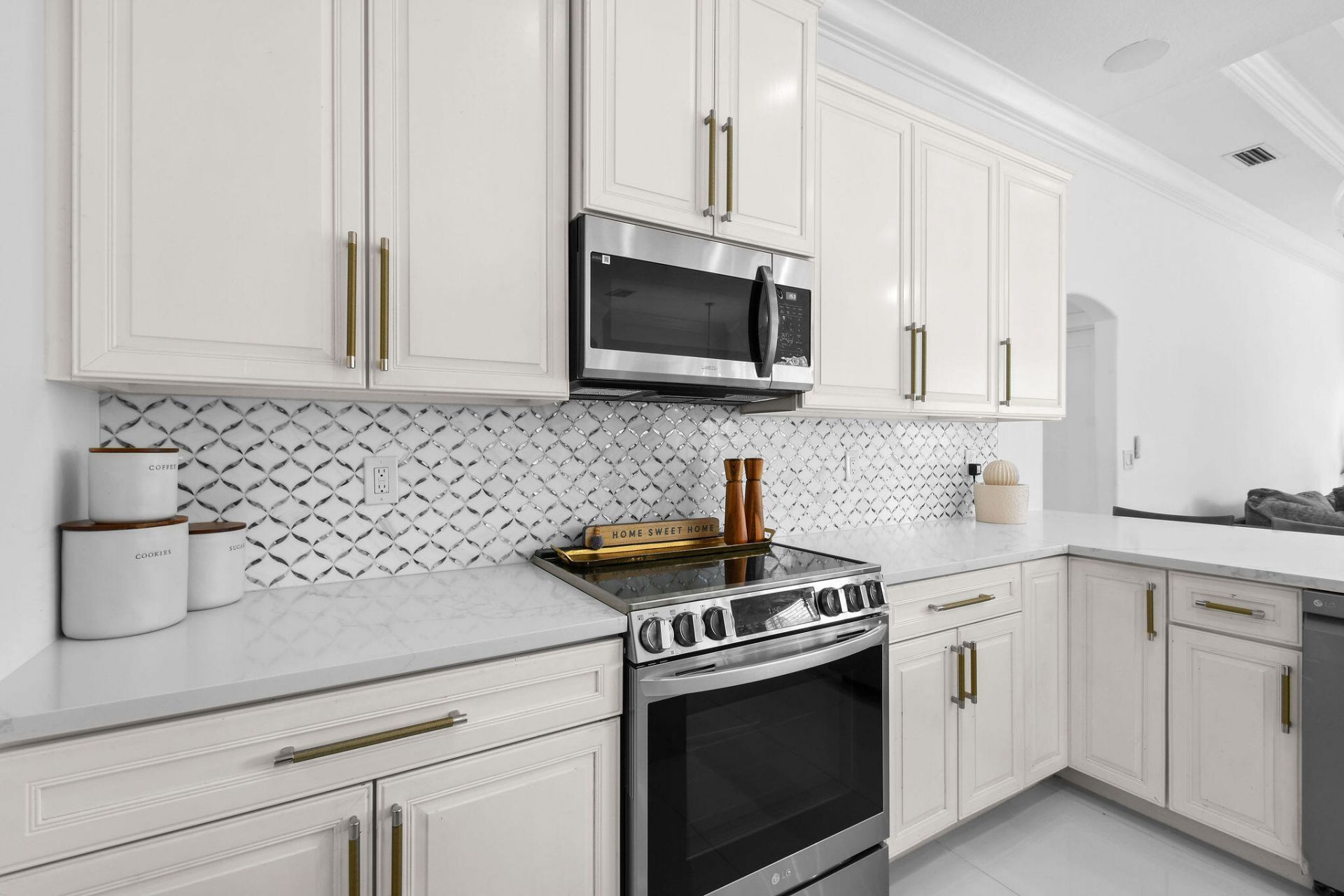 1389 SW Bayshore Boulevard, Port Saint Lucie, FL 34983 Photo