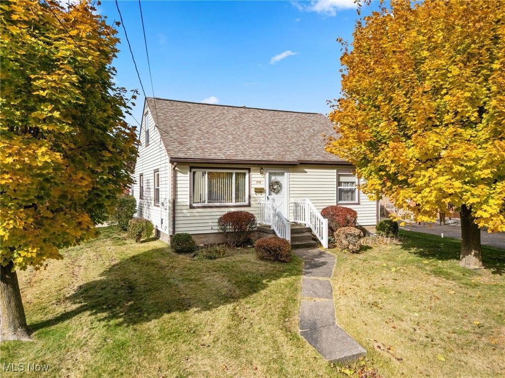 375 25th Street Se, Massillon, OH 44646 Main Photo