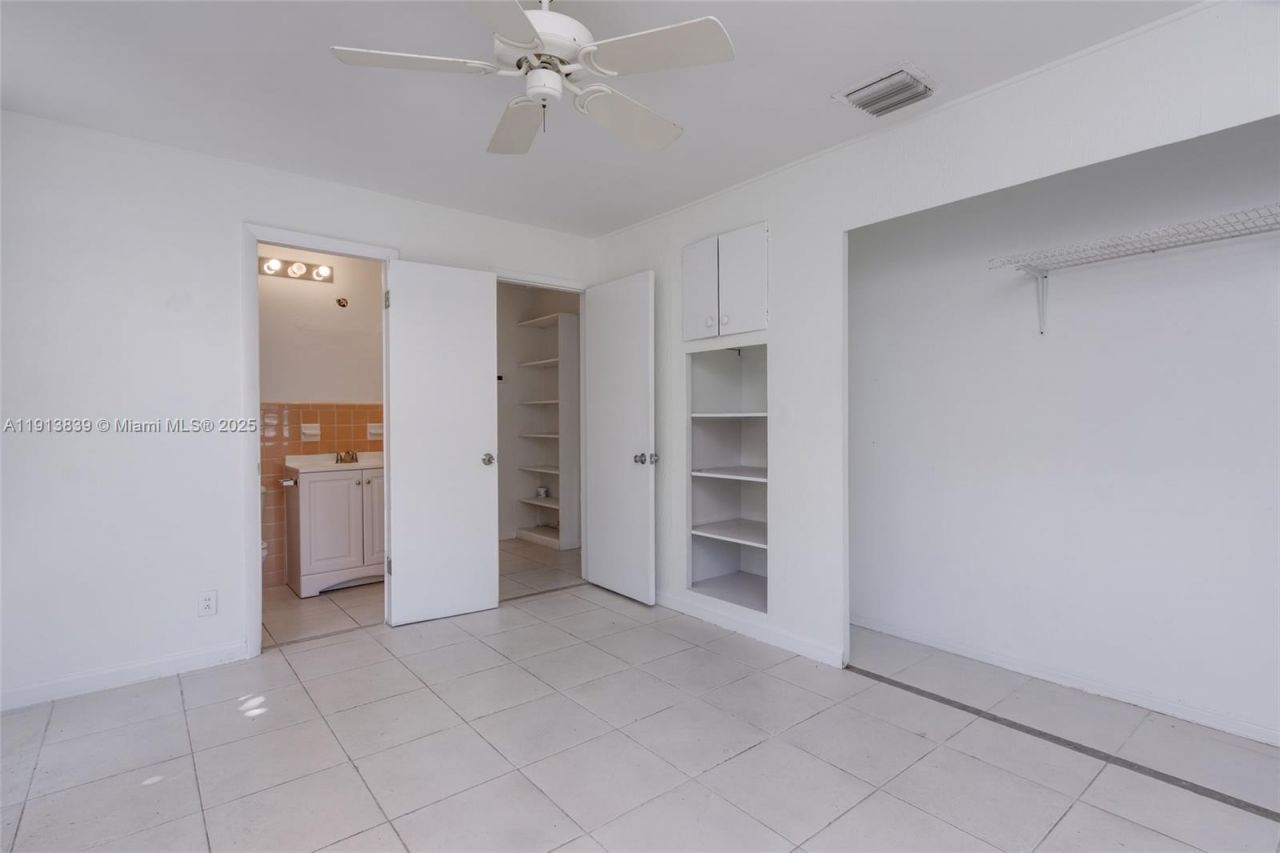 2513 NE 33 Rd Ave, Fort Lauderdale, FL 33305 Photo