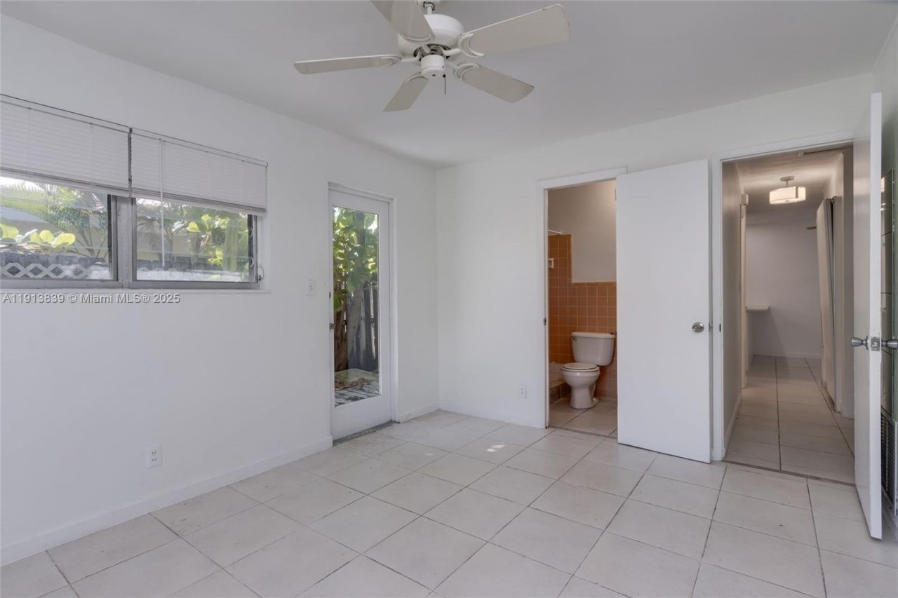 2513 NE 33 Rd Ave, Fort Lauderdale, FL 33305 Photo