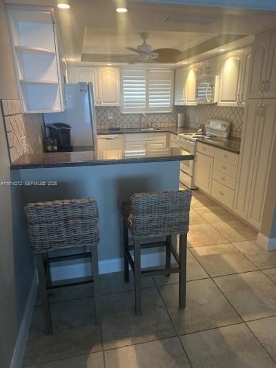 350 Beach Rd, Unit 204, Tequesta, FL 33469 Photo