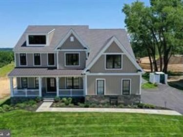 111 LEXINGTON MANOR, GLENMOORE, PA 19343