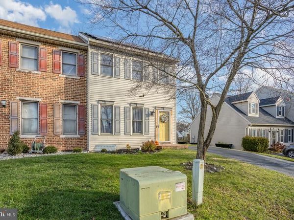 35 BEECH LANE, ELIZABETHTOWN, PA 17022