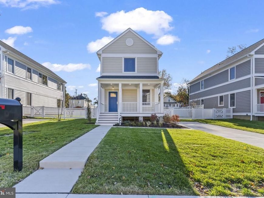 717 60th Place, Capitol Heights, MD 20743 Main Photo