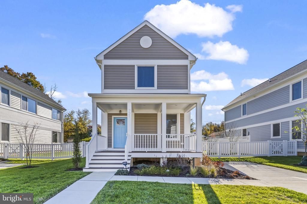 721 60TH PLACE, CAPITOL HEIGHTS, MD 20743