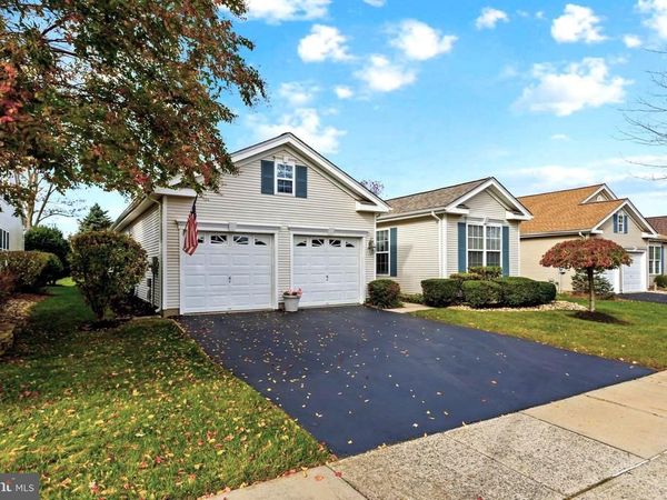 10 POWDERHORN WAY, ALLENTOWN, NJ 08501