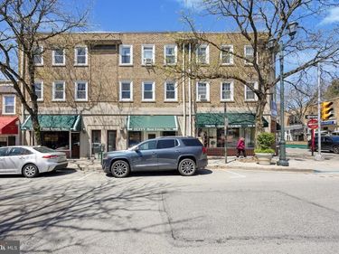 243 HAVERFORD AVENUE, Unit 2, NARBERTH, PA 19072