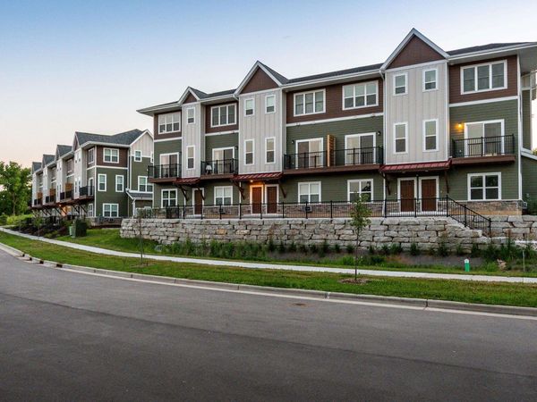 2674 Notre Dame Drive, Unit 104, Fitchburg, WI 53711