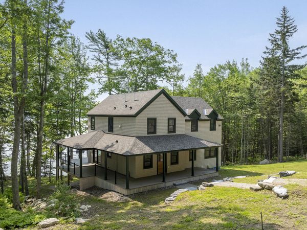 31 Viking Way, Bristol, ME 04539