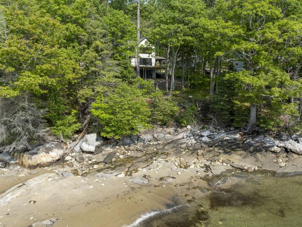 31 Viking Way, Bristol, ME 04539