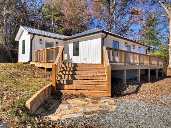 1144 Blue Ridge Drive, Mccaysville, GA 30555