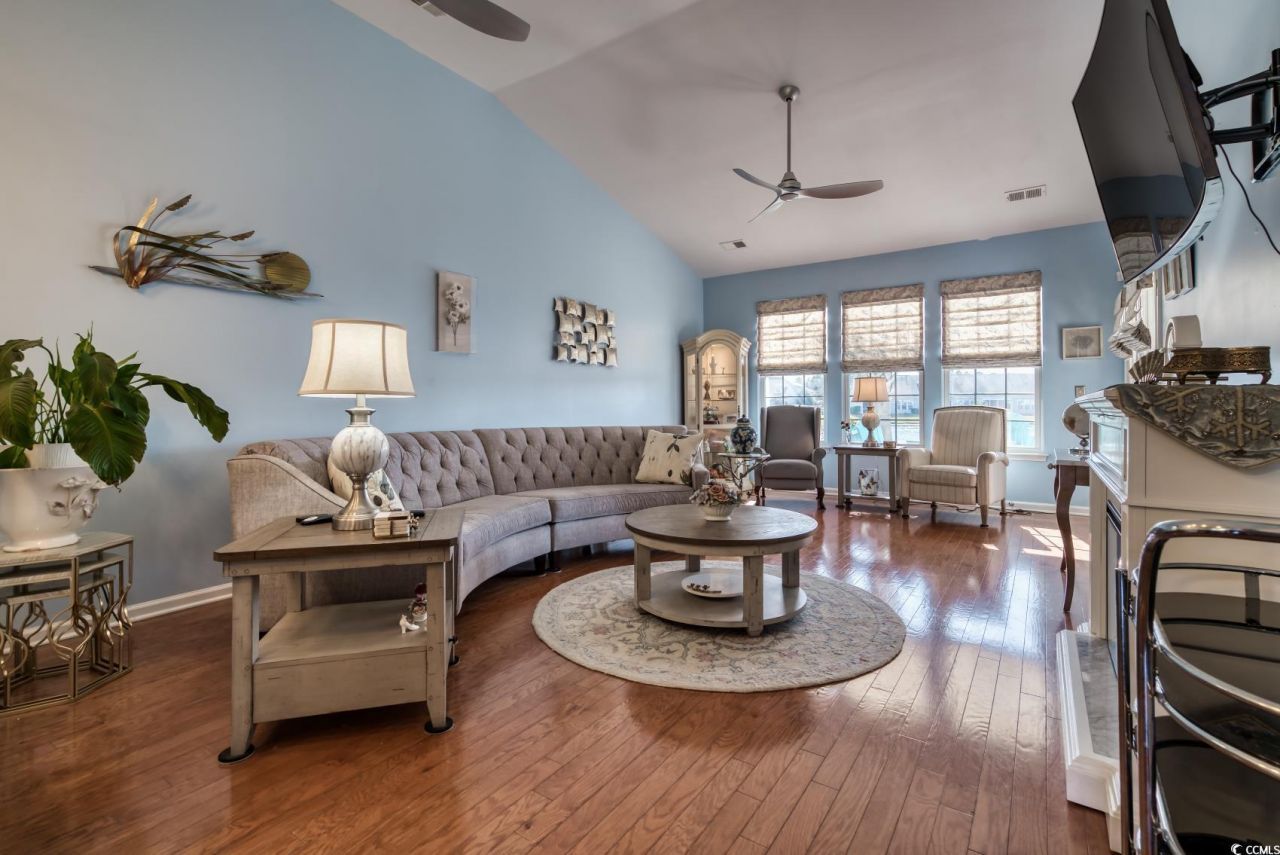 153b Parmelee Dr. Photo 14