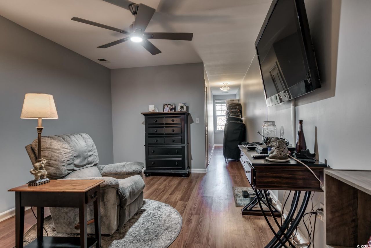 153b Parmelee Dr. Photo 29