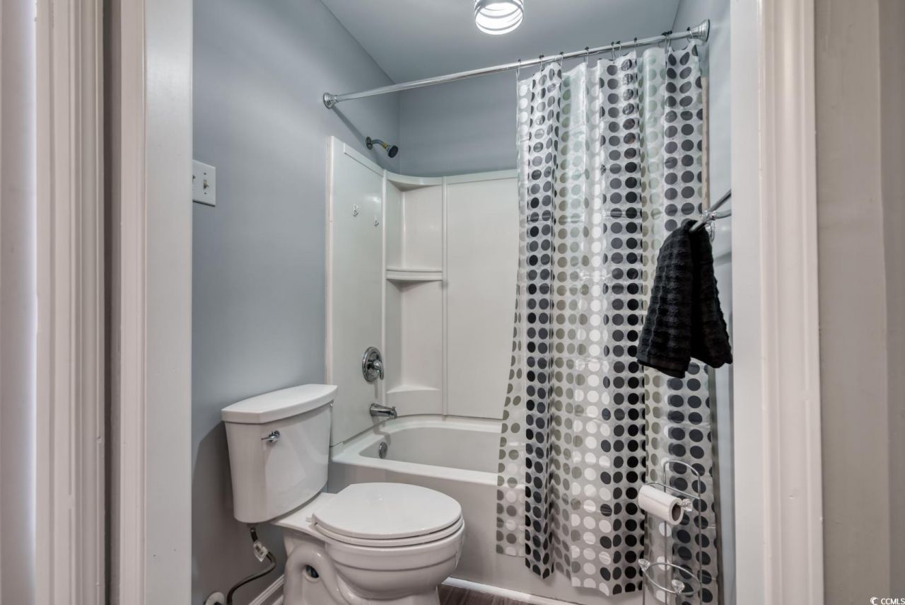 153b Parmelee Dr. Photo 31