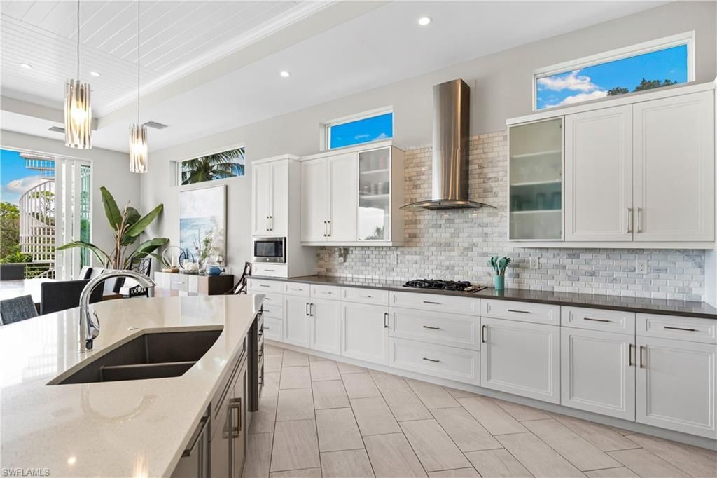 3890 Aloha Ln, Bonita Springs, FL 34134 Photo