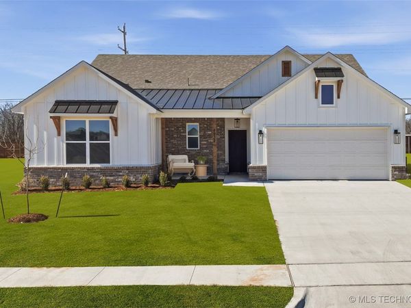 4932 N Walnut Avenue , Broken Arrow, OK 74014