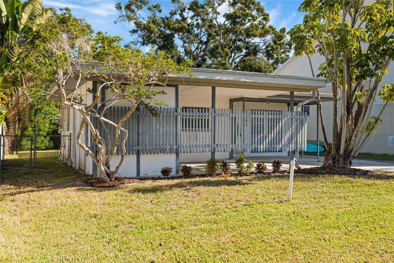 3967 Arkansas Avenue Ne, Saint Petersburg, FL 33703 Photo