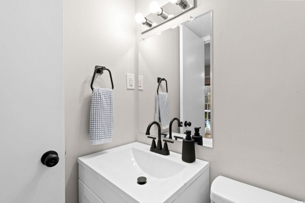 315 73rd Ave. N Photo 27