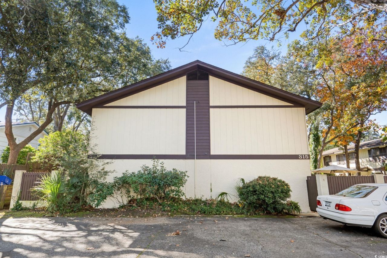 315 73rd Ave. N Photo 7