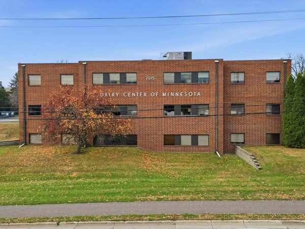 2015 Rice Street, Roseville, MN 55113