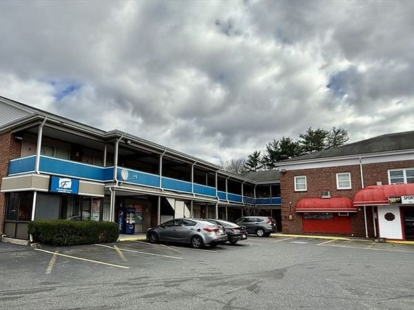 1186-A Worcester Rd, Framingham, MA 01702