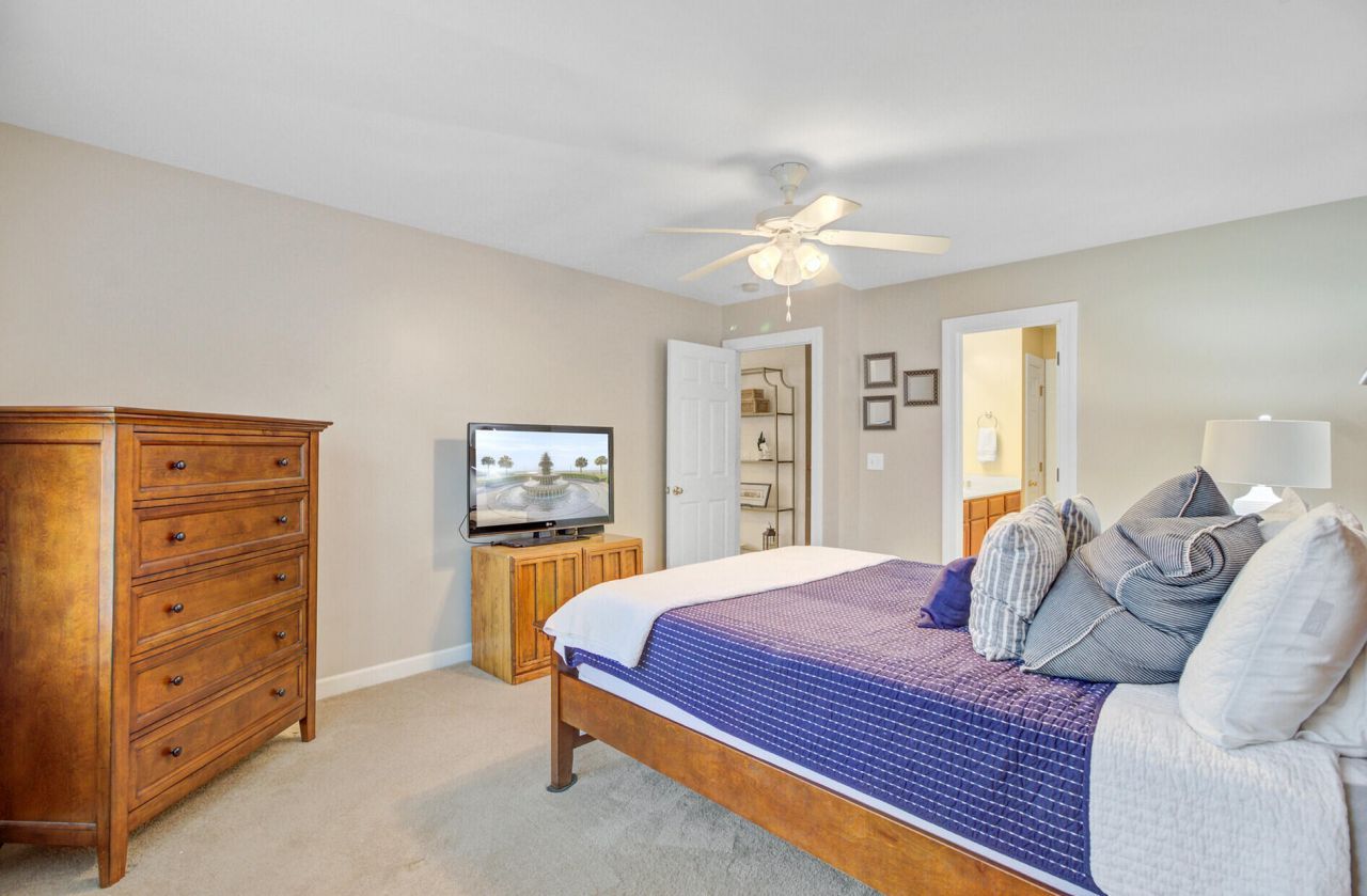 128 Garden Grove Drive Photo 16