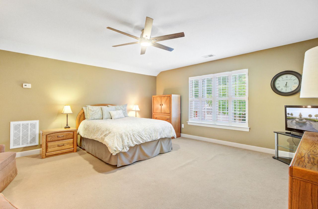 128 Garden Grove Drive Photo 25